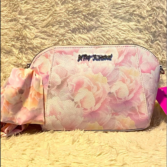 Betsey Johnson Crossbody - Picture 1 of 8